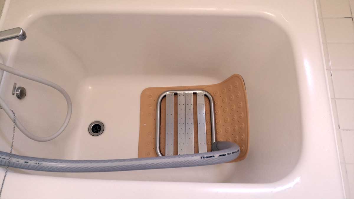 松島病院の浴槽の中には泡発生器がある
